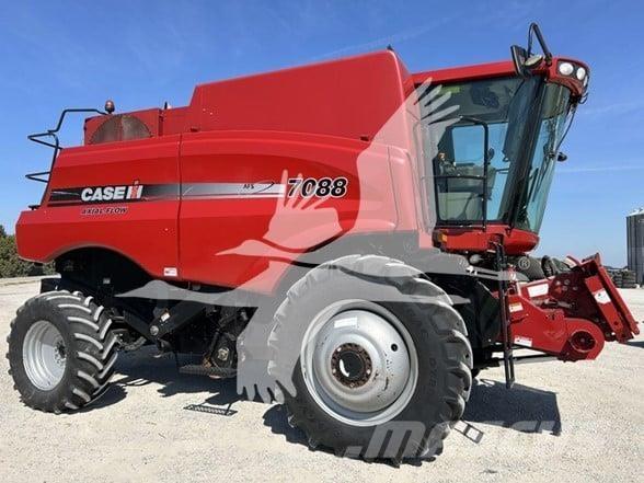 Case IH 7088 Combine harvesters