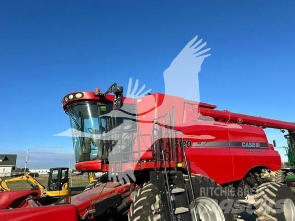 Case IH 7120 Combine harvesters