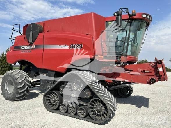 Case IH 8120 Combine harvesters