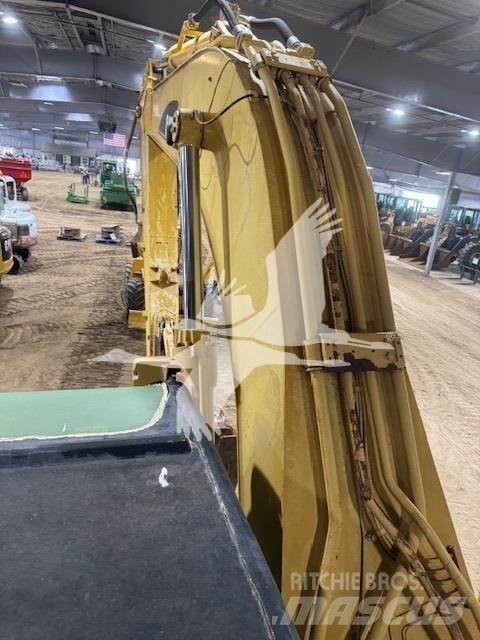 CAT 330CL Crawler excavators