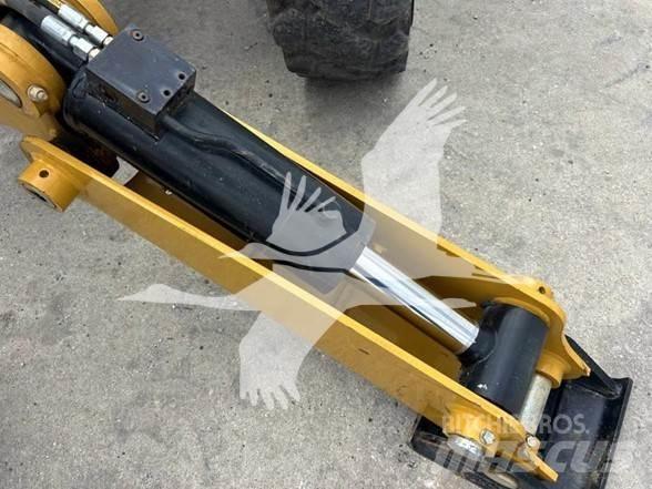 CAT TL1055D Telescopic handlers