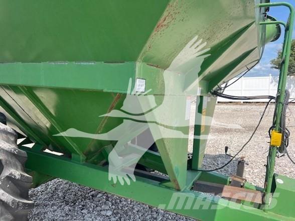 Ficklin 9600 Grain / Silage Trailers