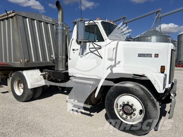 GMC BRIGADIER Prime Movers