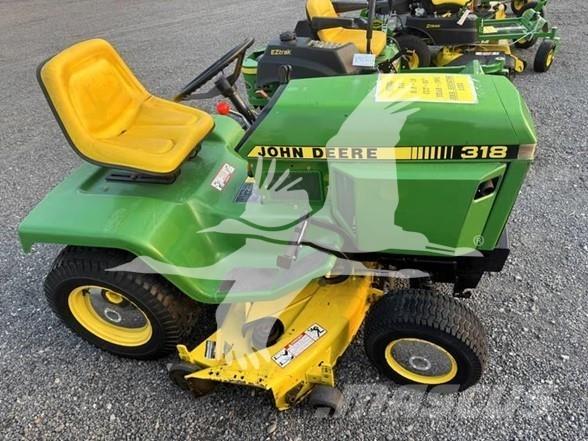 John Deere 318 Riding mowers