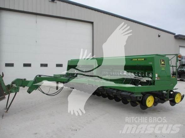 John Deere 750 Drills