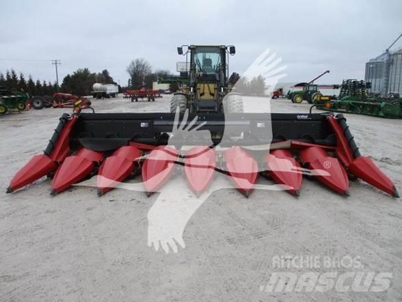 MAC DON C3008 Combine harvester heads