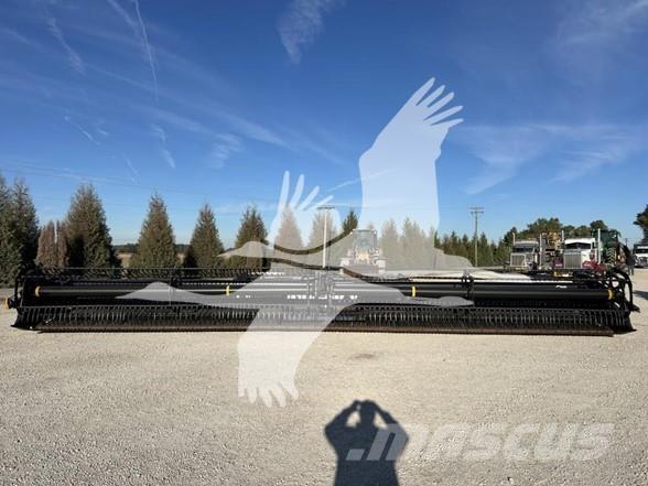 MAC DON FD140 Combine harvester heads