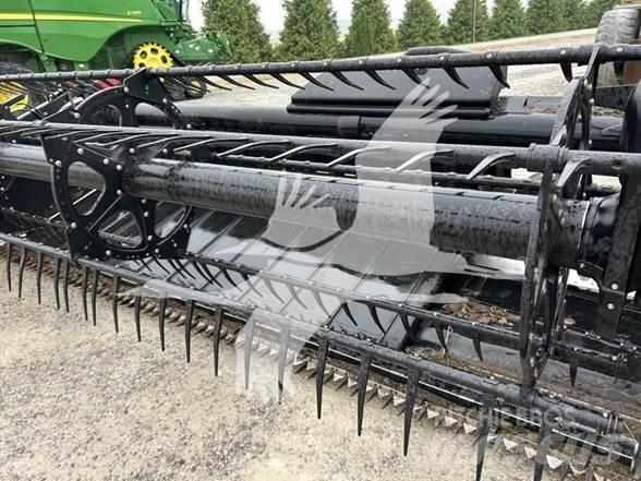 MAC DON FD75S Combine harvester heads