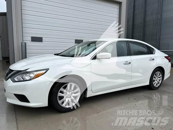 Nissan ALTIMA Cars