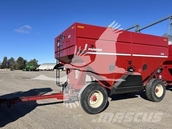 Parker 605 Grain / Silage Trailers