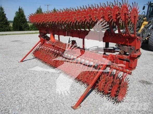 YETTER 3530 Other tillage machines and accessories