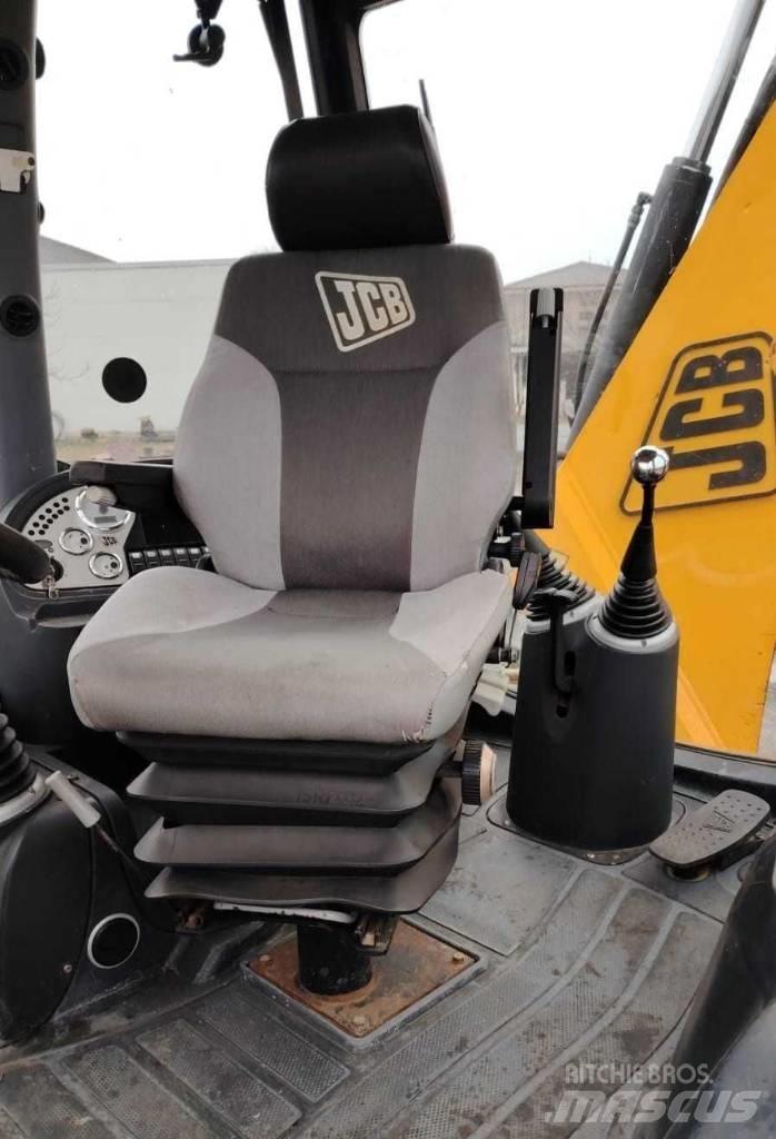 JCB 3 CX Backhoe