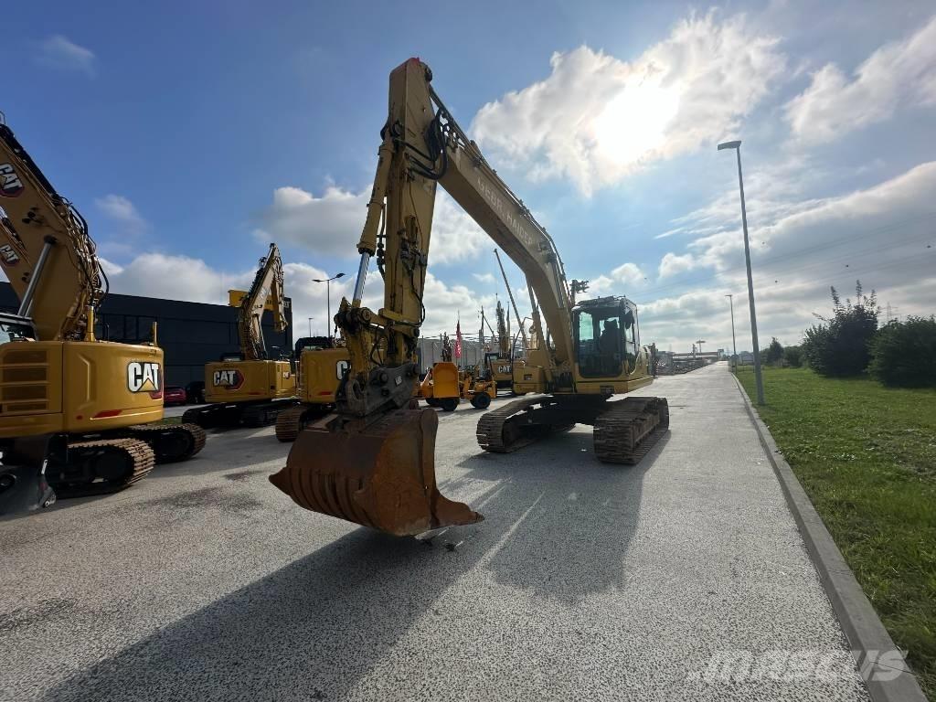 Komatsu PC 210 LC-8 Crawler excavators