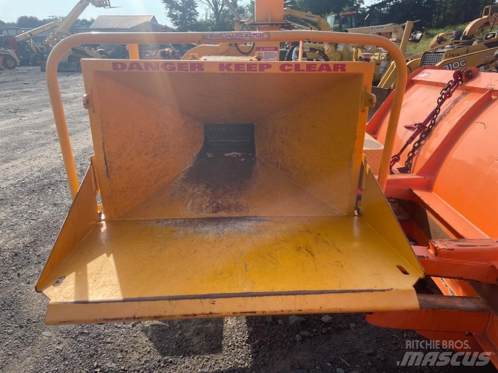 Carlton 1260 Wood chippers