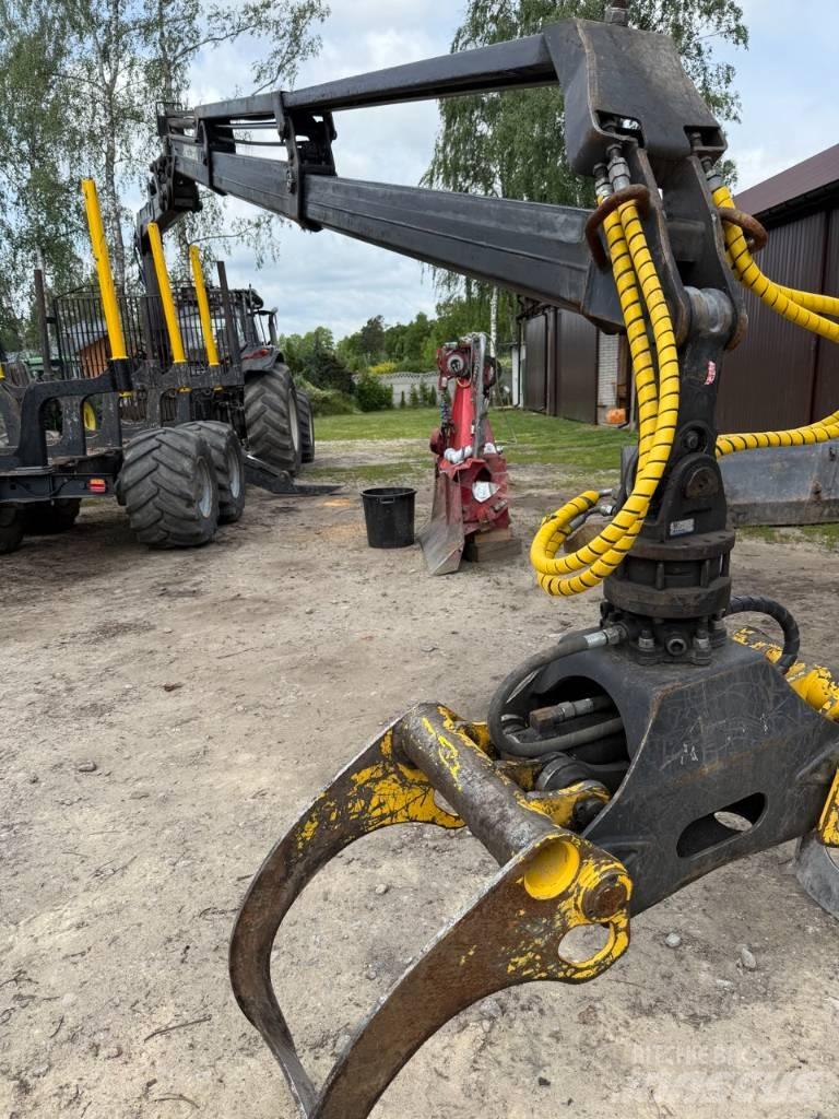 Valtra + KRONOS T 193 Tractors