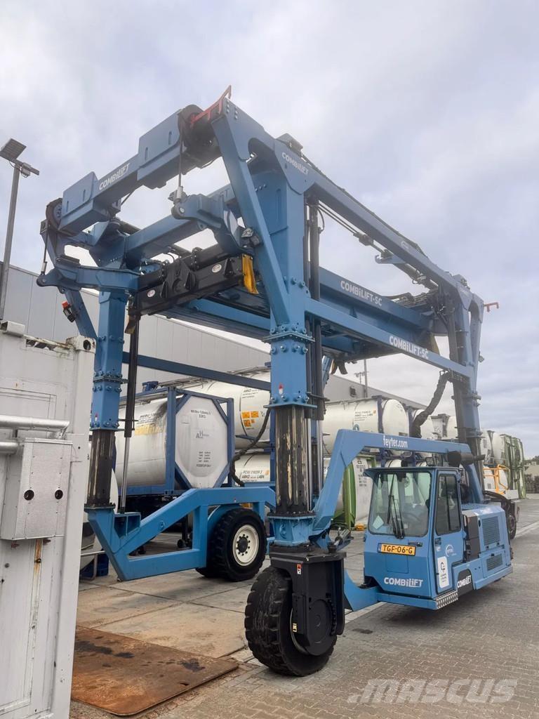 Combilift SC 4338 Straddle carriers