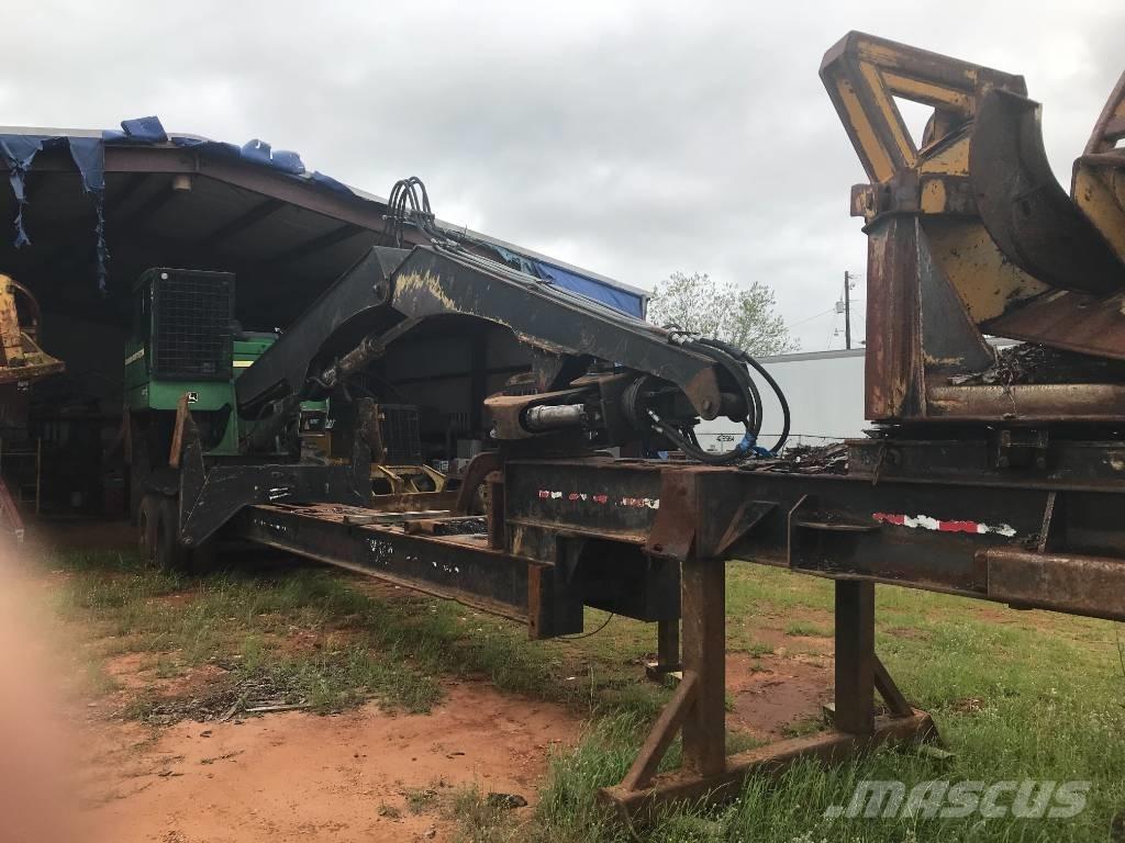 John Deere 437 D Knuckle boom loaders