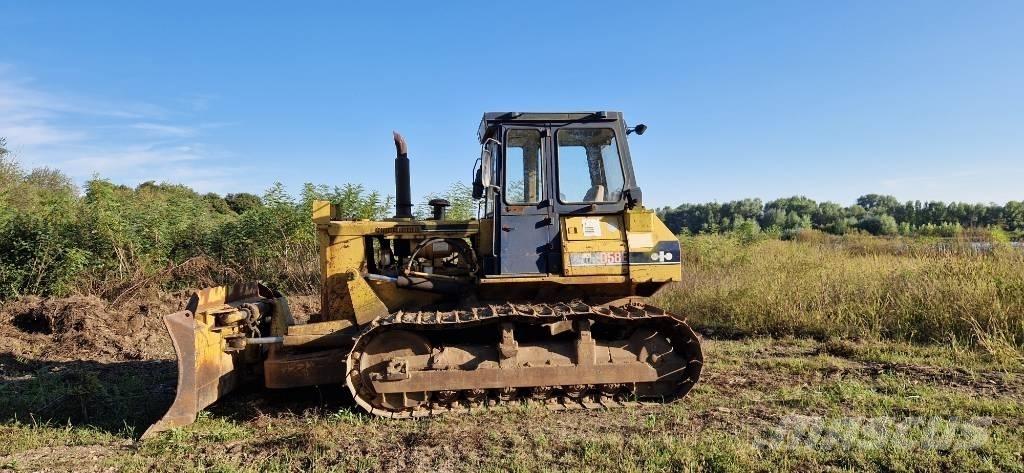 Komatsu D 58 E-1 Crawler dozers