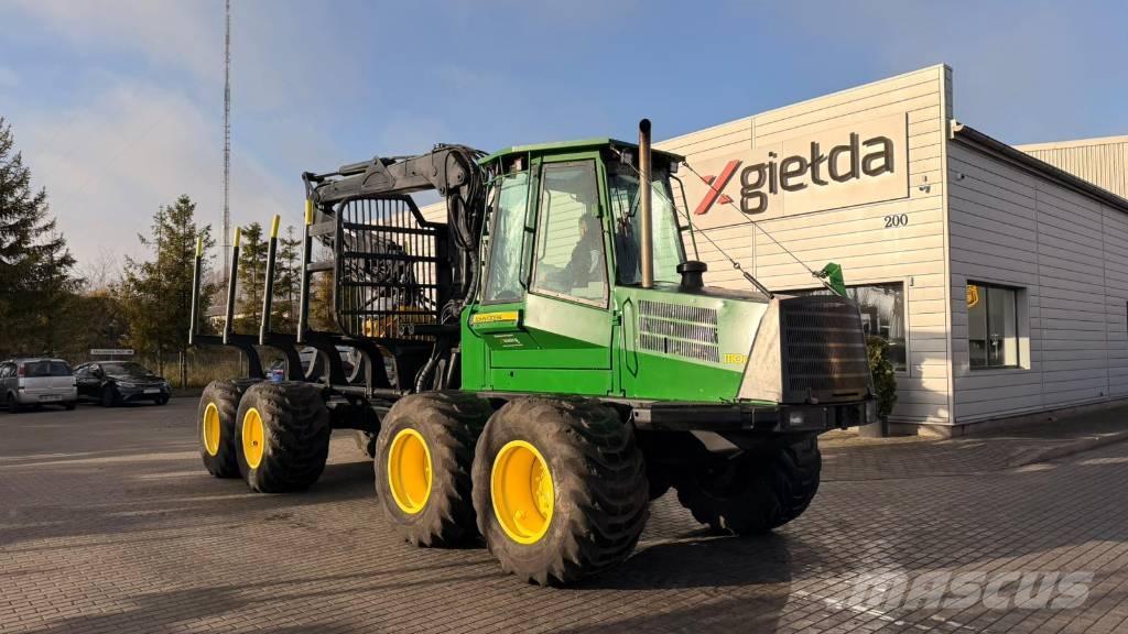 John Deere 1110 D Forwarders