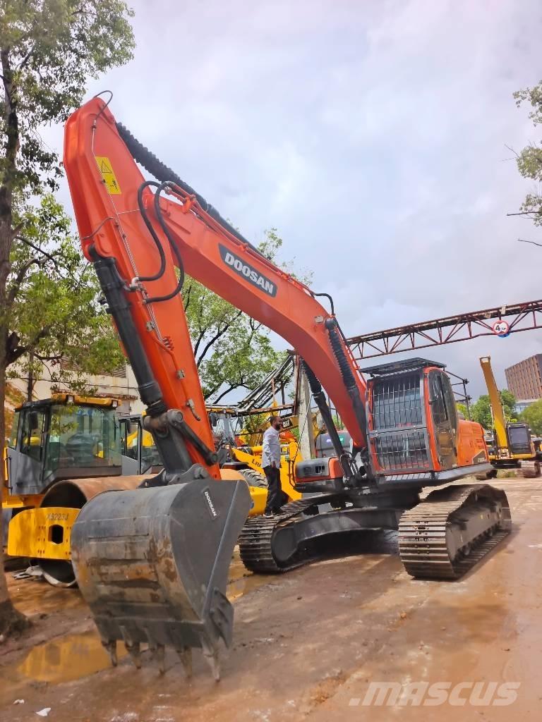 Doosan DX 300LC-9C Crawler excavators