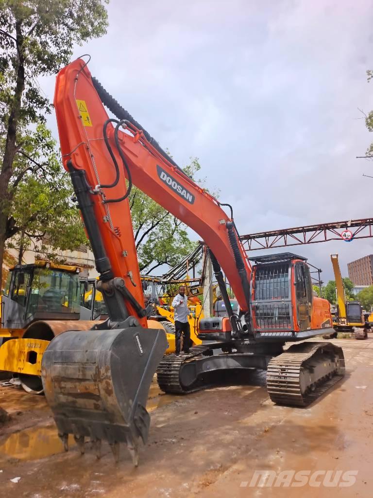 Doosan DX 300LC-9C Crawler excavators