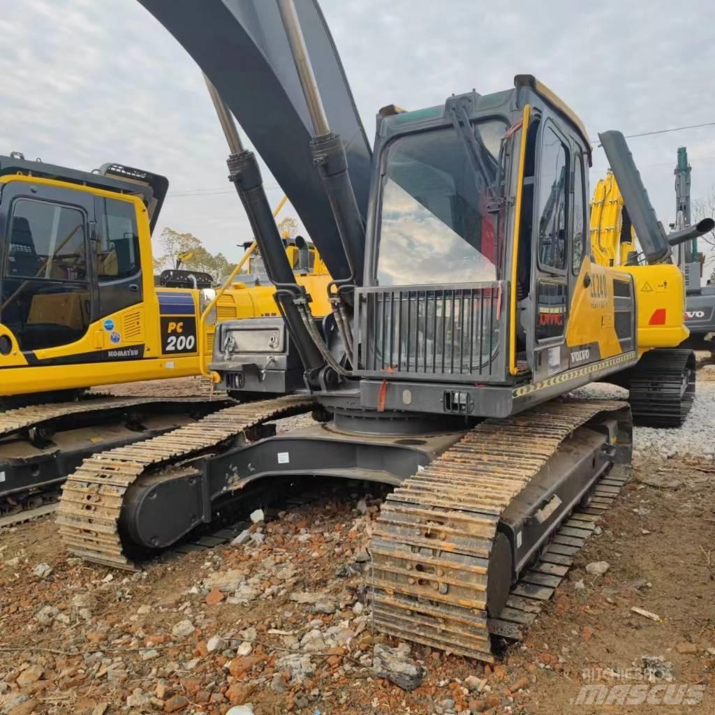 Volvo EC 240 Crawler excavators