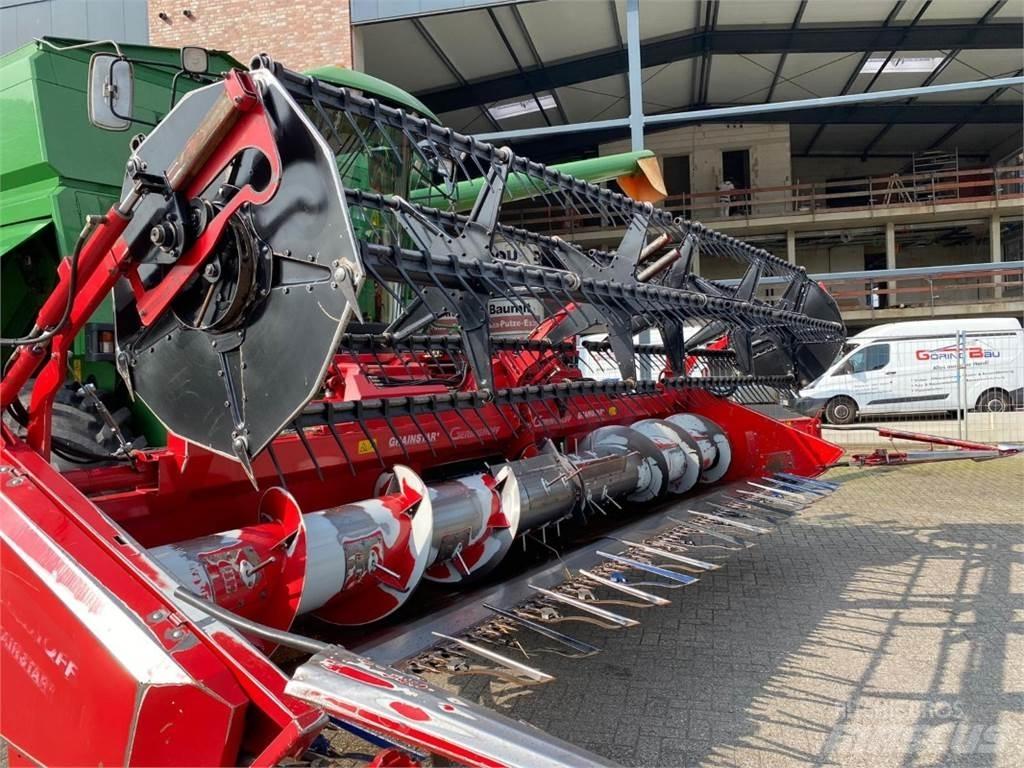 John Deere 2266 Combine harvesters