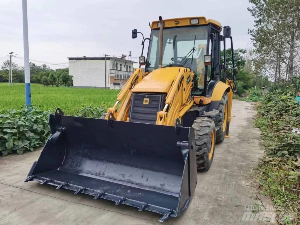 JCB 3 CX Backhoe