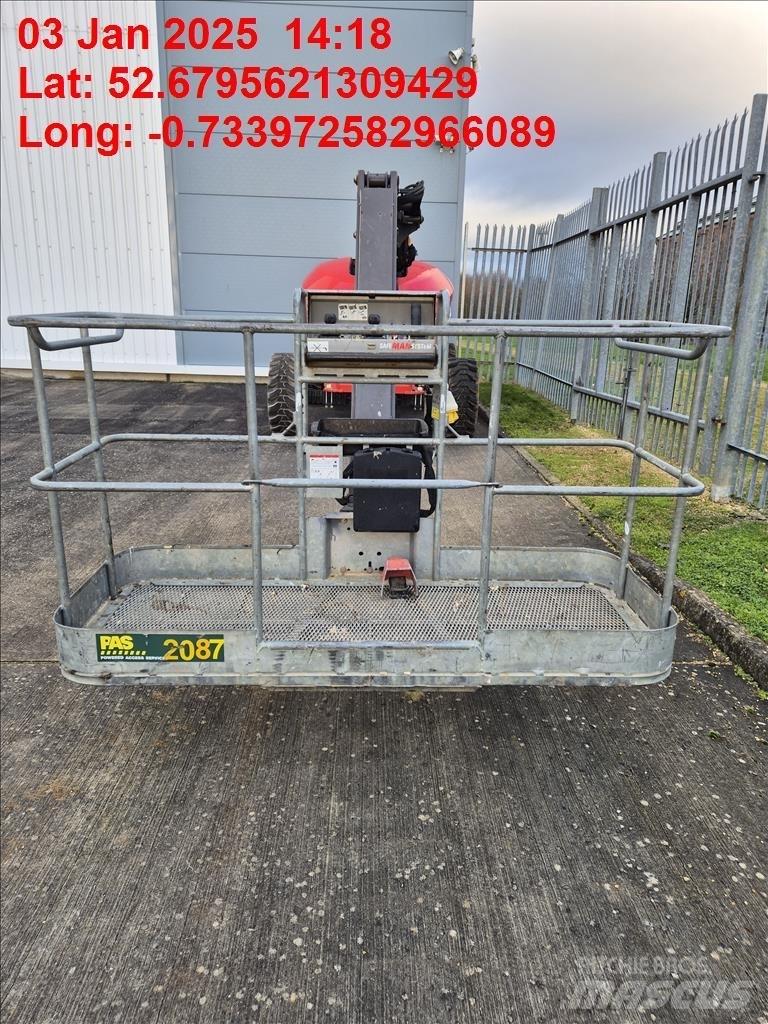 Manitou 220 TJ Telescopic boom lifts