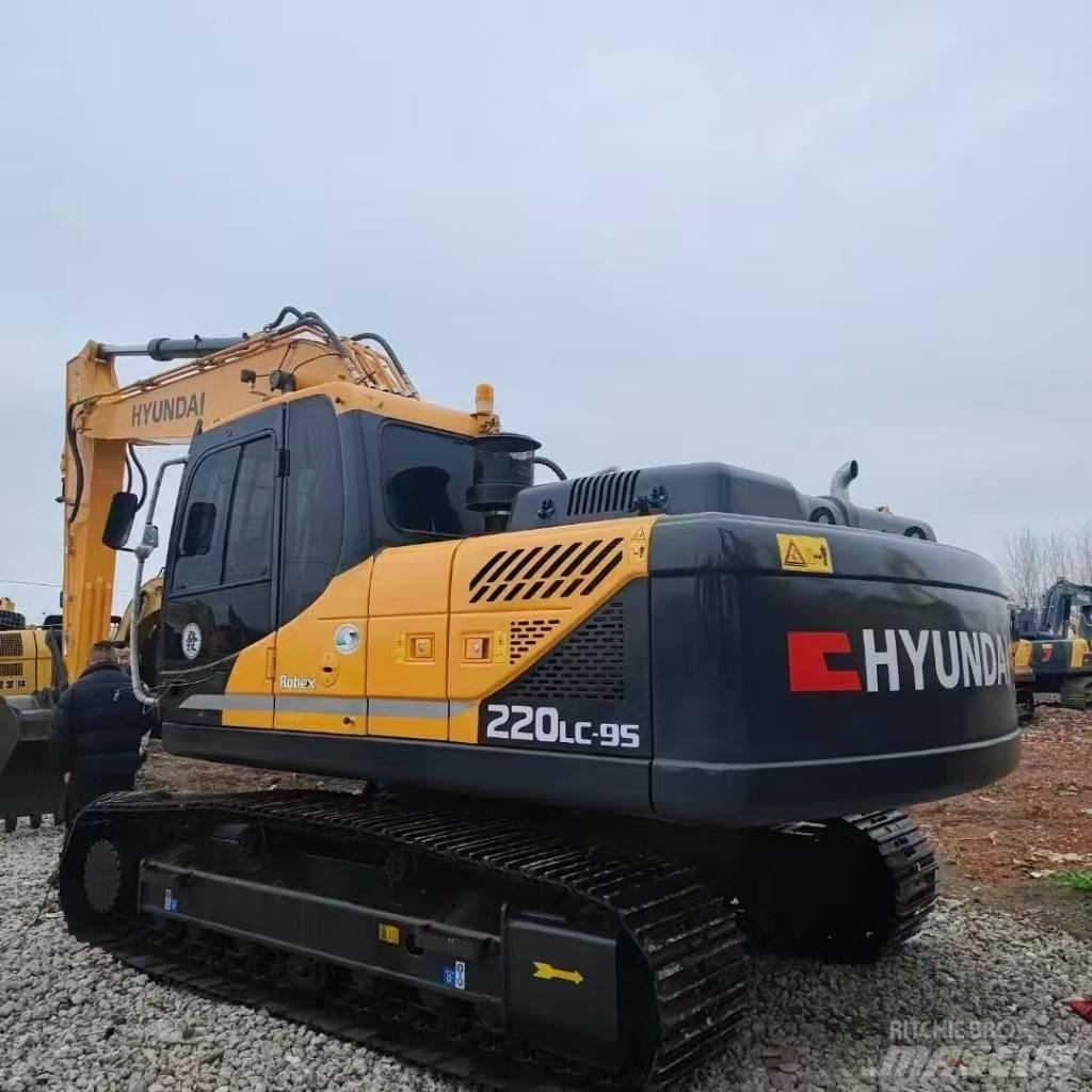 Hyundai 220-9S Crawler excavators
