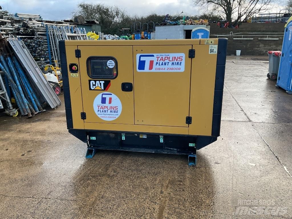 CAT DE 33 Diesel Generators