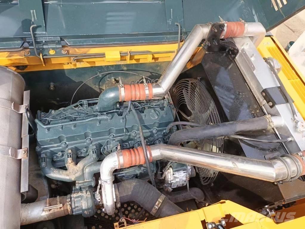 Hyundai 305-9 Crawler excavators