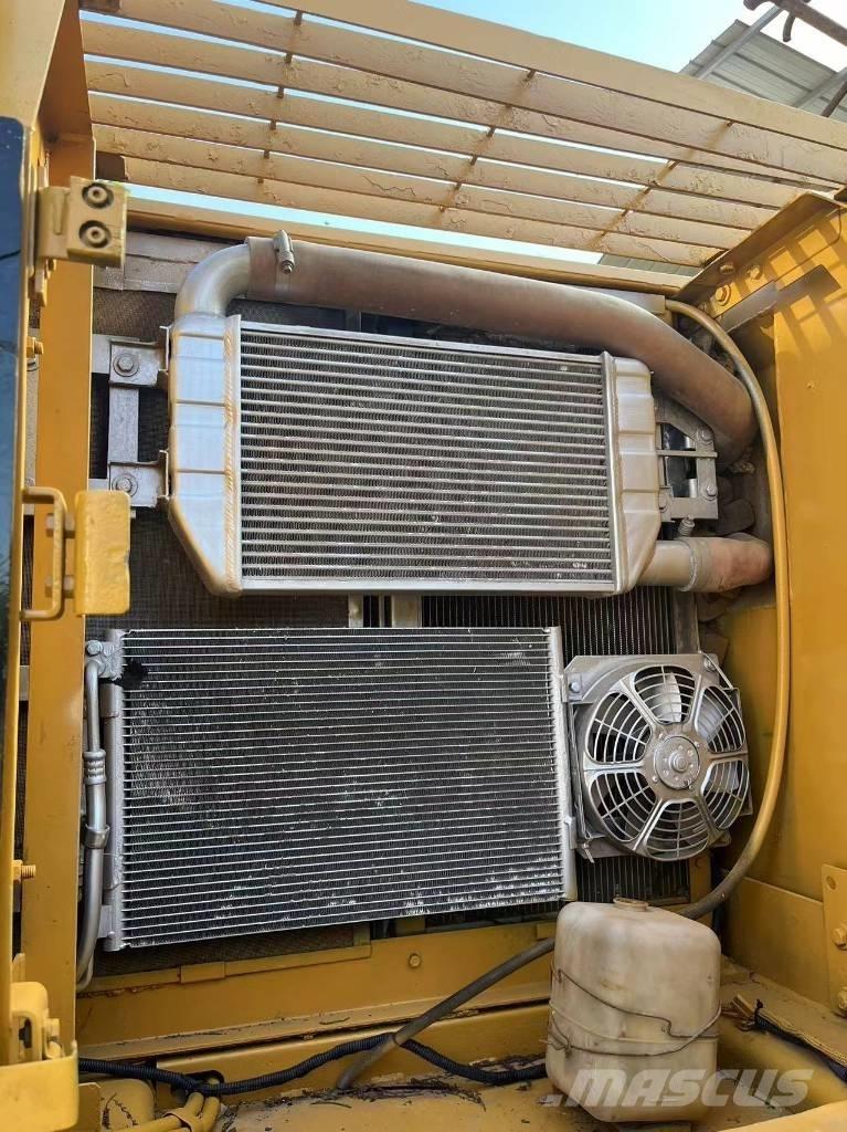 CAT 320 C L Crawler excavators