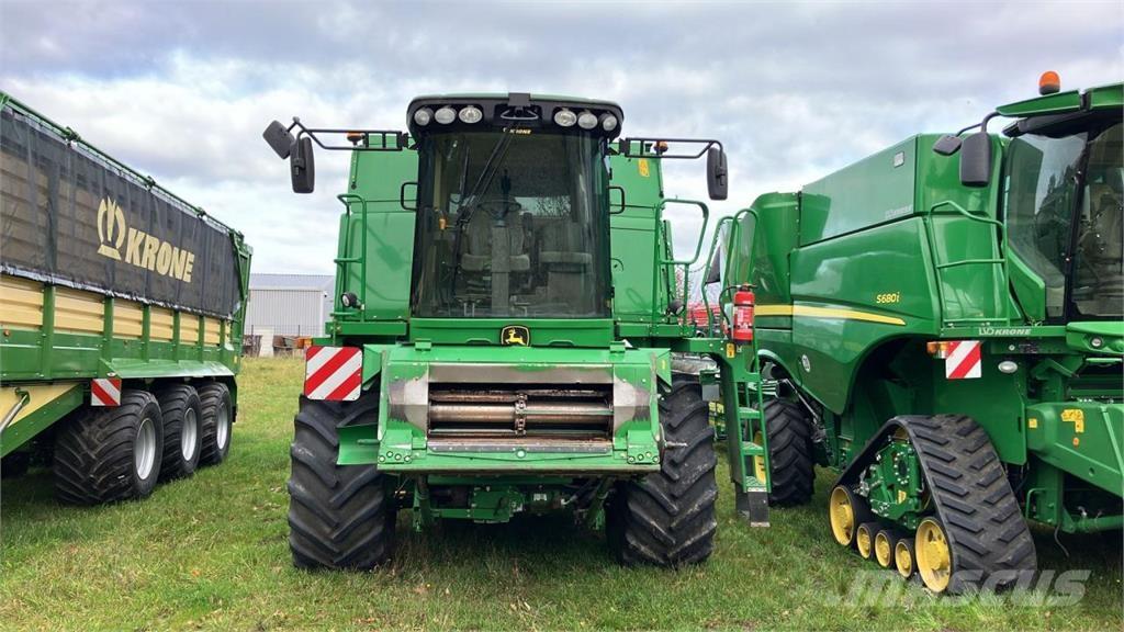 John Deere C 670 Combine harvesters