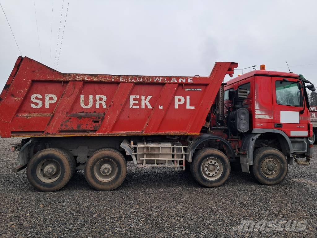Mercedes-Benz 4144 K Tipper trucks