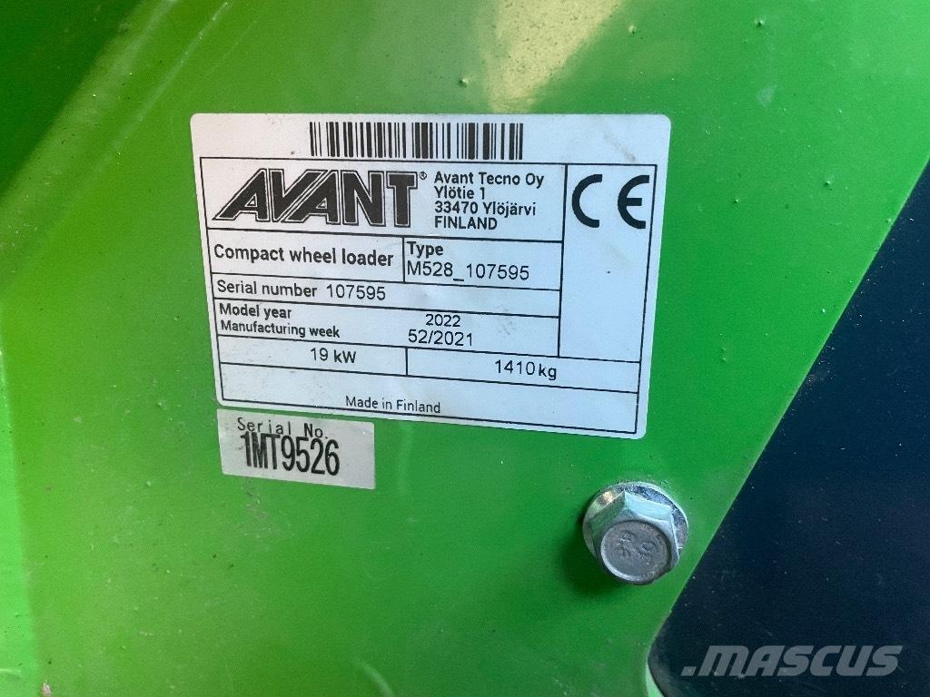 Avant 528 Multi-purpose loaders