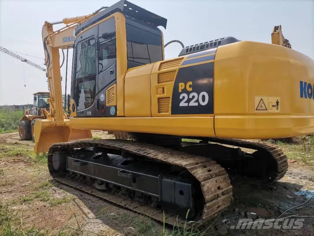 Komatsu PC 220-8 Crawler excavators