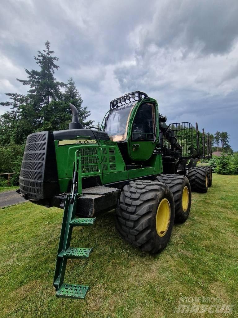John Deere 1110G Forwarders