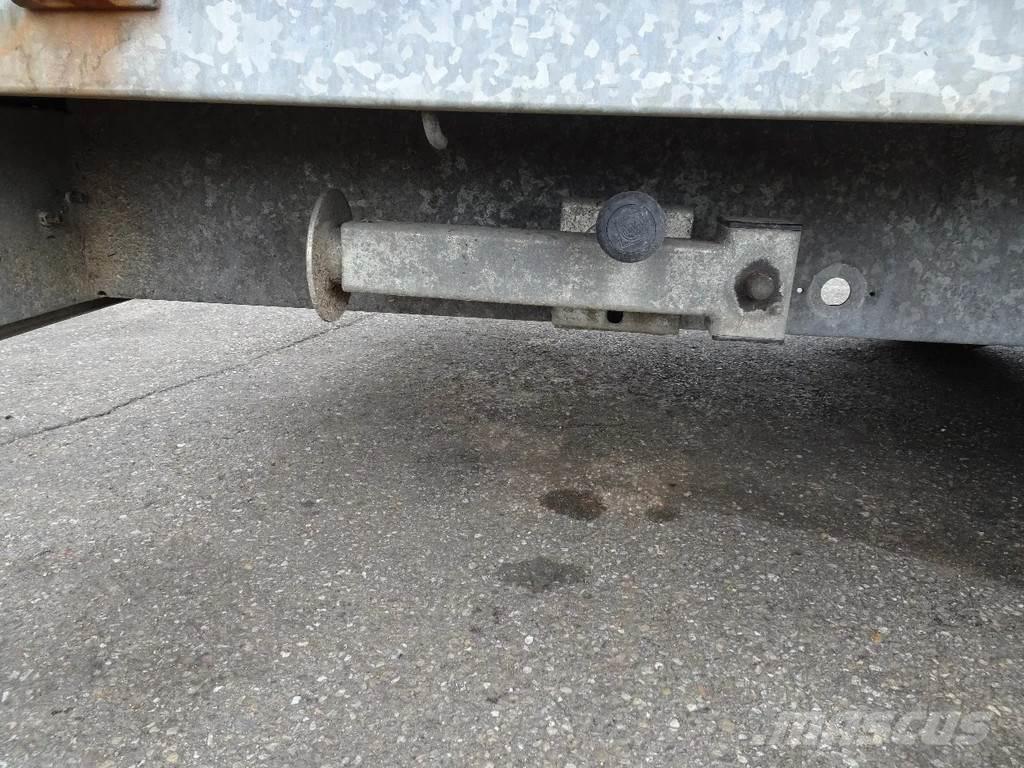 Henra PL27C Flatbed/Dropside trailers
