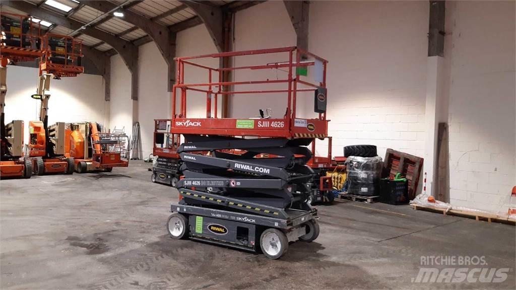 SkyJack SJIII4626 Scissor lifts