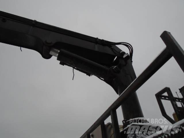 Peterbilt 340 Truck mounted cranes