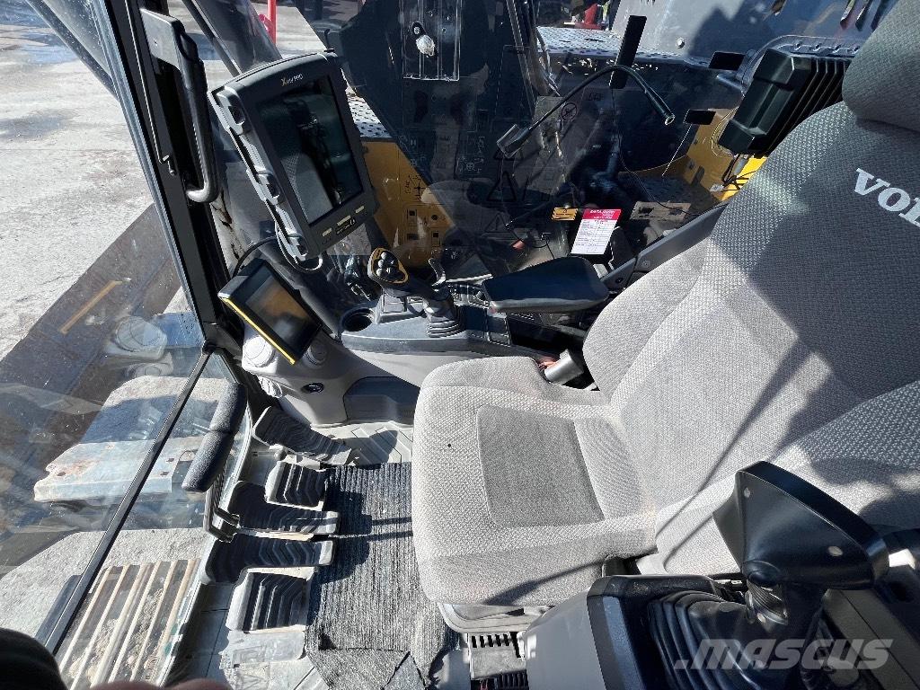 Volvo ECR 235 E Crawler excavators