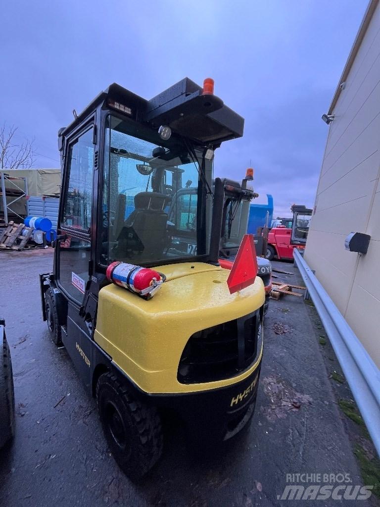 Hyster H4.0FT6 Diesel trucks
