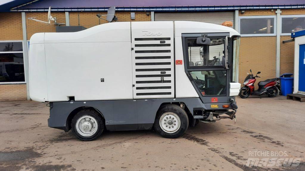 Ravo 530ST Sweepers