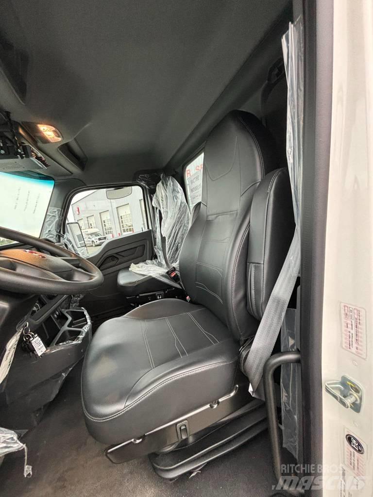 Kenworth T 380 Chassis Cab trucks