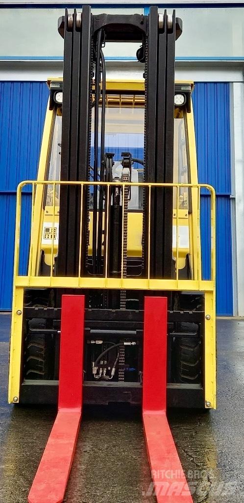 Hyster H 30 FT Diesel trucks