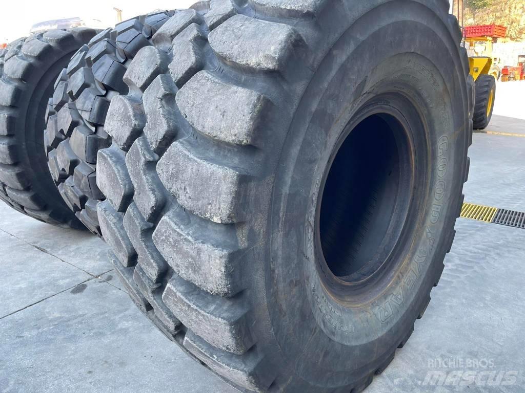 CAT 982M Wheel loaders