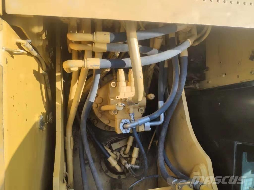 CAT 320 B Crawler excavators