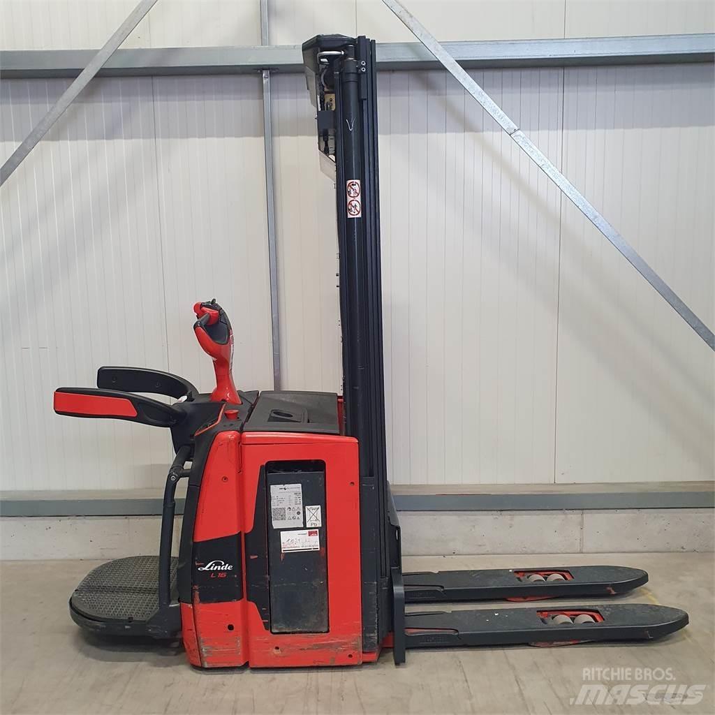 Linde L16APi Pedestrian stacker