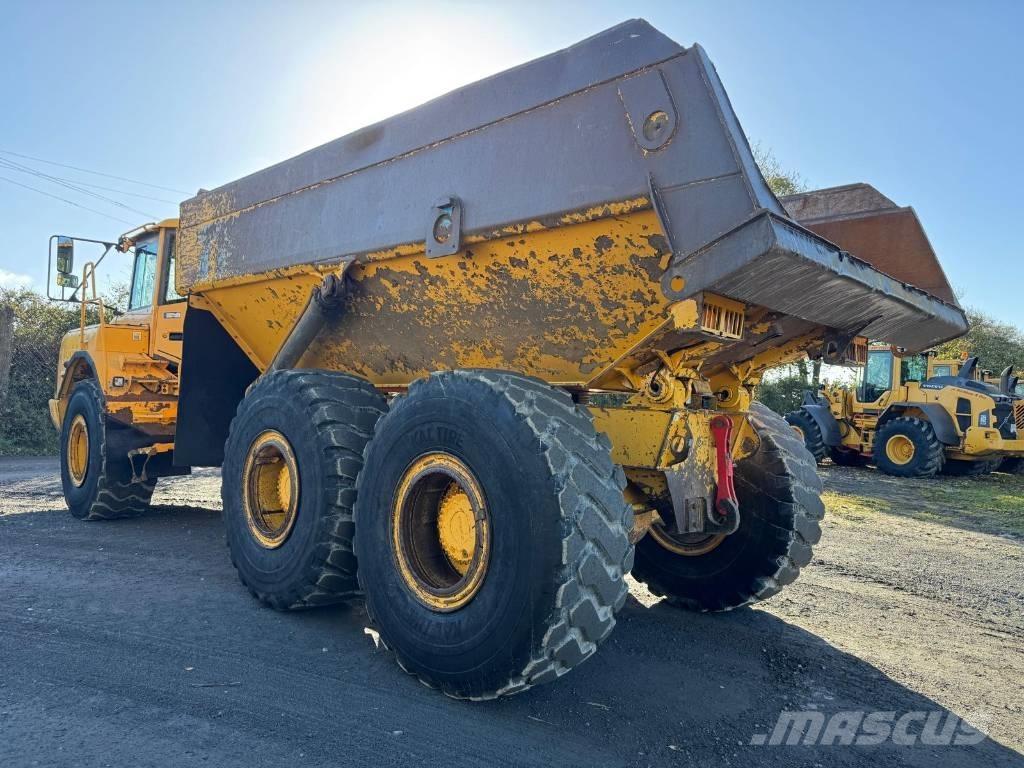 Volvo A 25 D Articulated Haulers